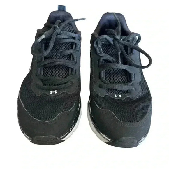 Under Armour Charged Running Shoe Black/White Kids Athletic Sporty Shoes SZ 5.5 - Picture 2 of 11